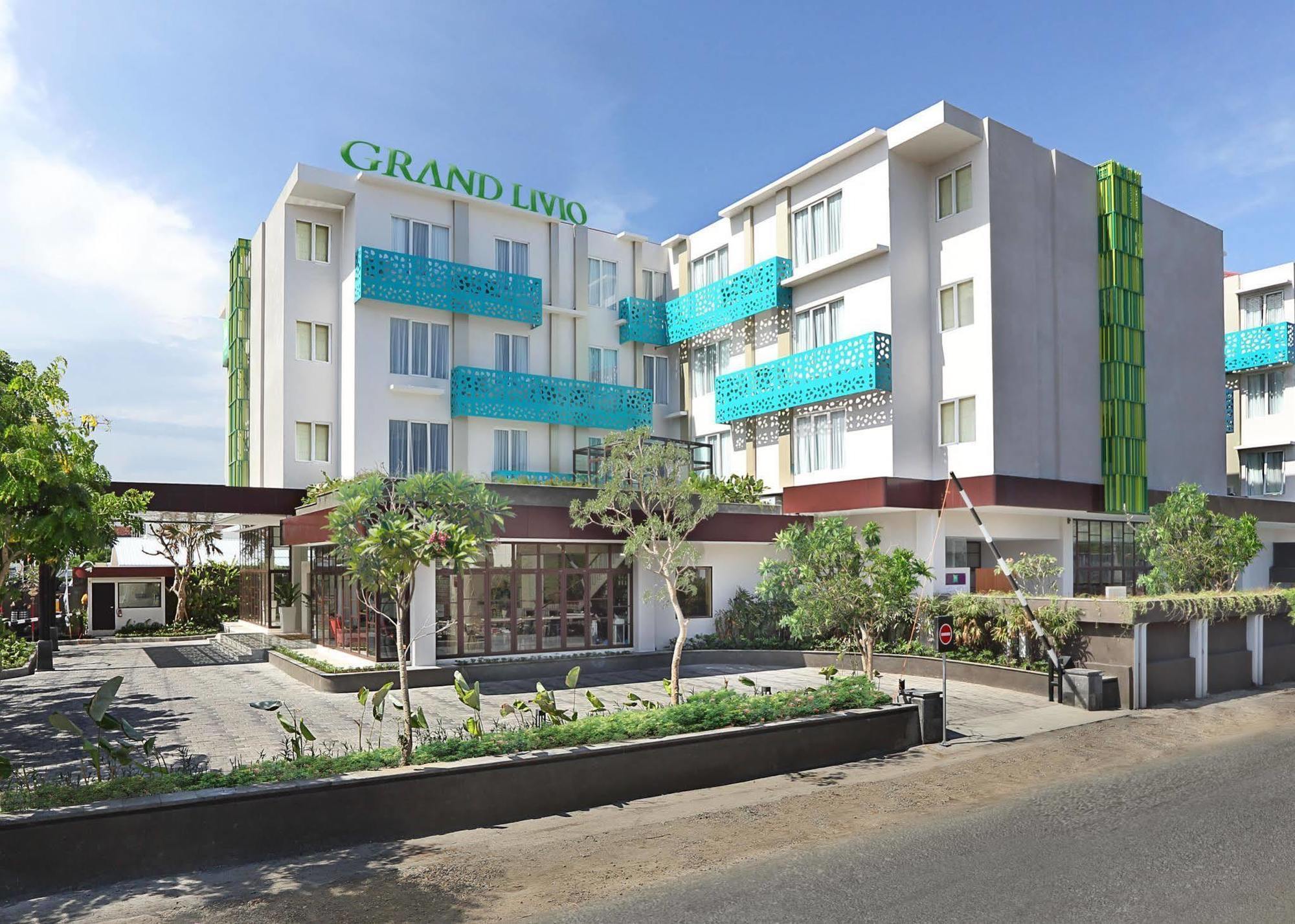 Grand Livio Kuta Hotel Legian Exterior foto