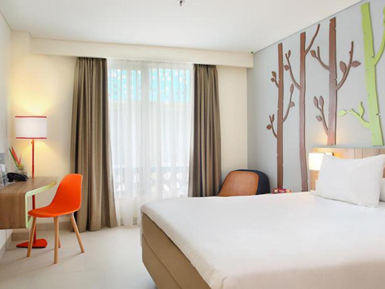 Grand Livio Kuta Hotel Legian Exterior foto