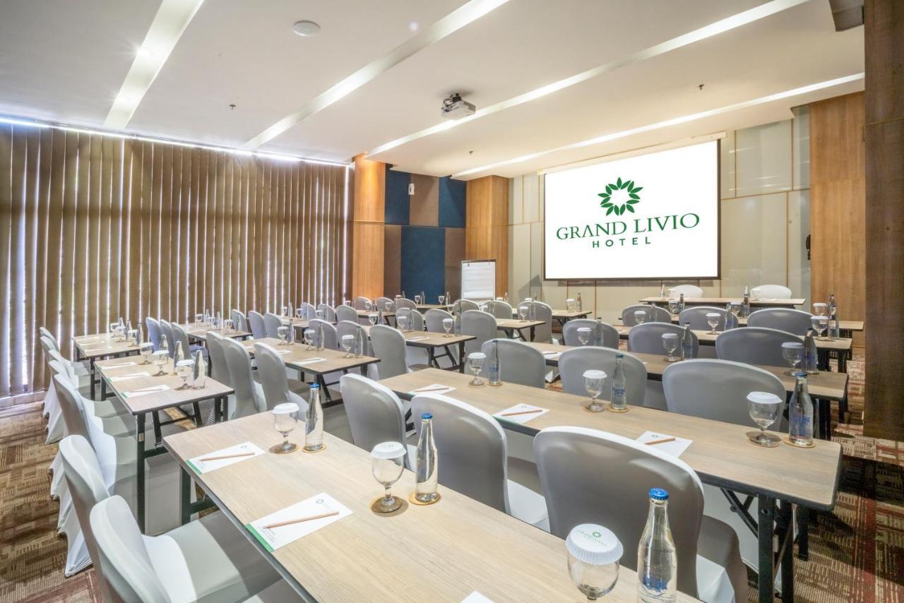 Grand Livio Kuta Hotel Legian Exterior foto